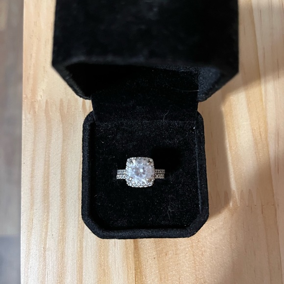 Wedding Set - Picture 5 of 5